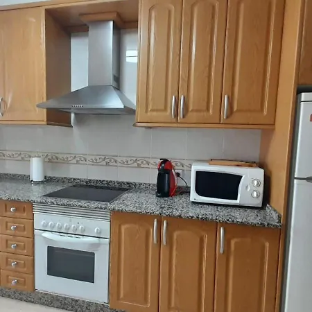 Apartment-sleeps6-parking-terrace