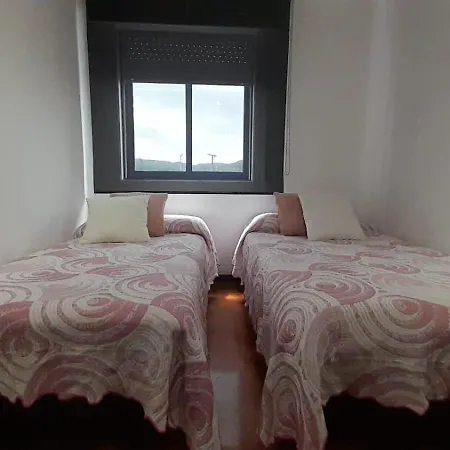 Apartment-sleeps6-parking-terrace Appartement *