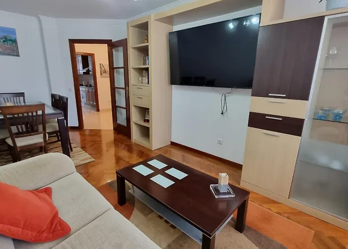 Apartmán Apartment-sleeps6-parking-terrace