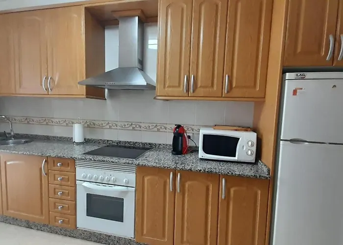 Apartment-sleeps6-parking-terrace
