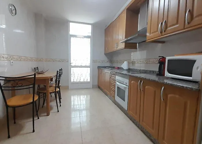 Apartment-sleeps6-parking-terrace Vilagarcia de Arousa